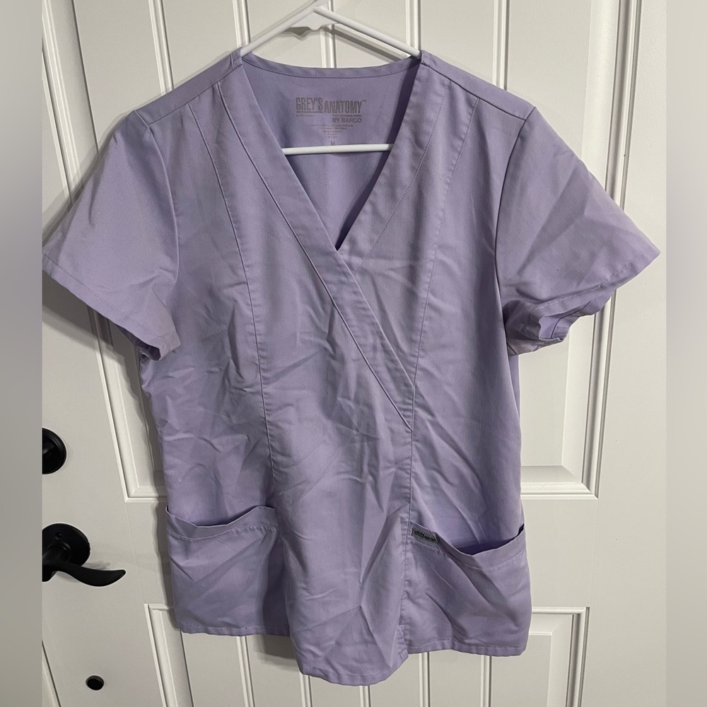 Scrub top